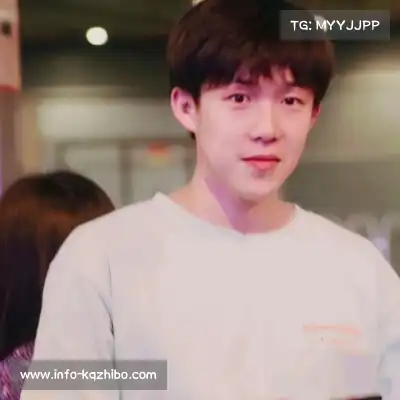 束启万